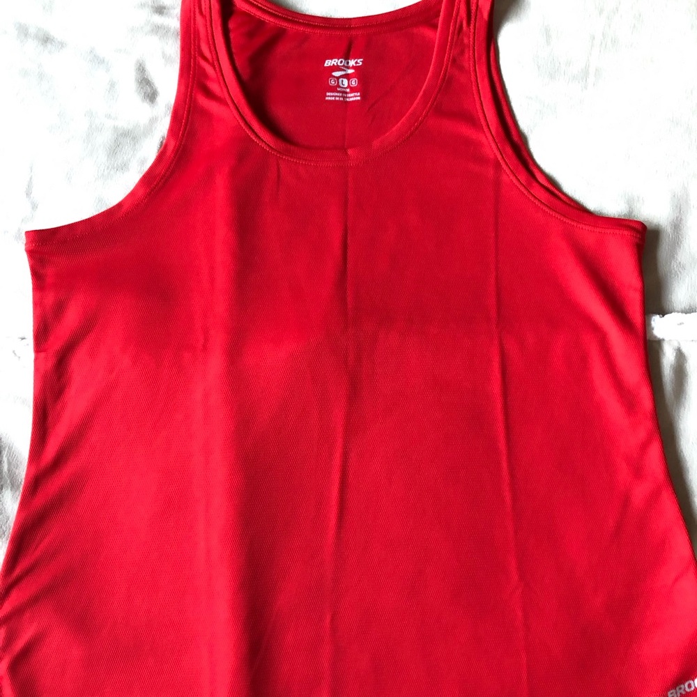 Brooks women’s running tank
